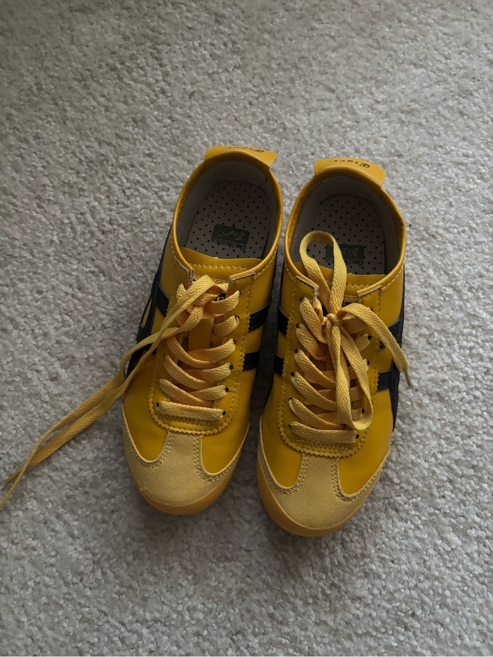 Women’s Yellow Lace-Up Casual Sneakers